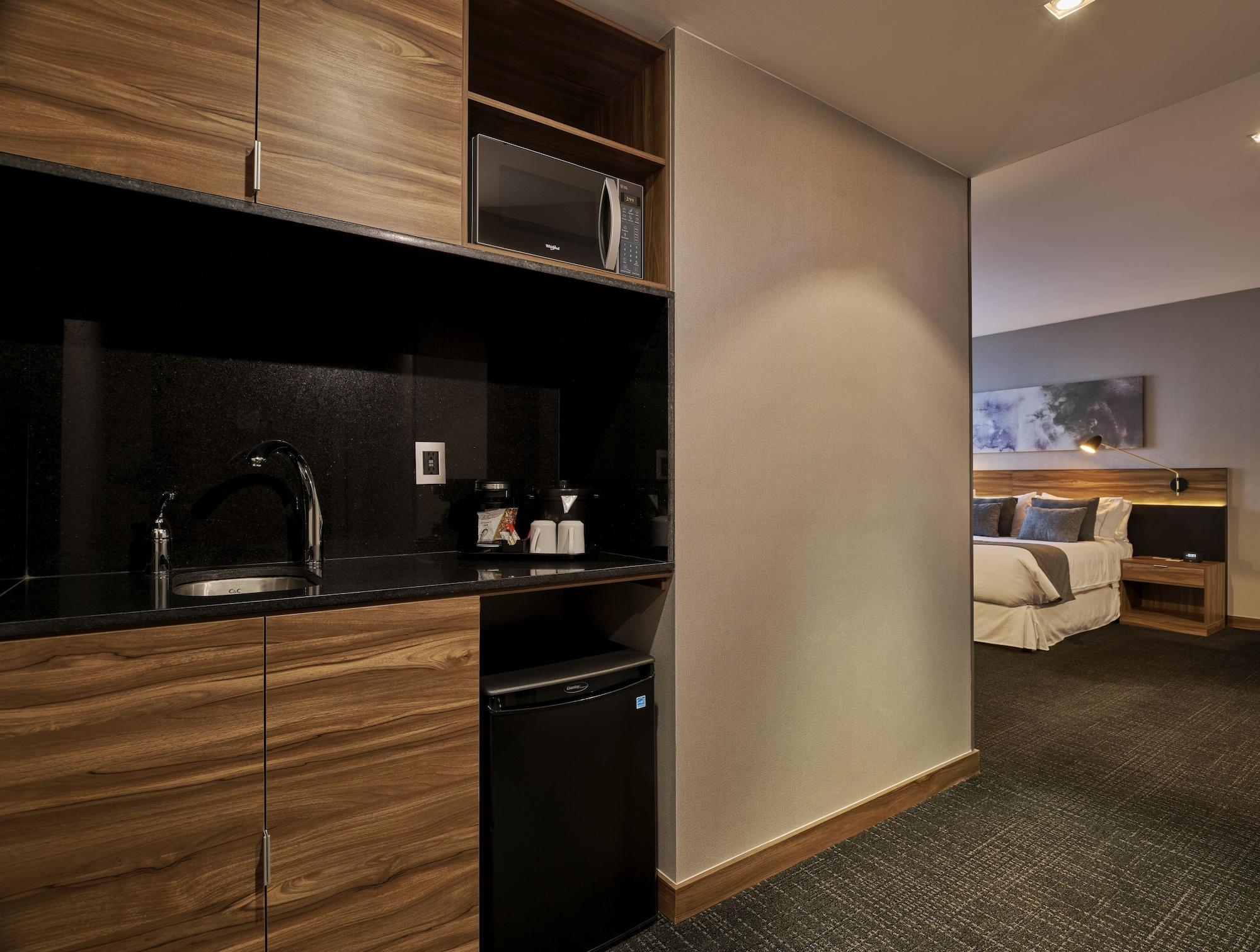 Four Points By Sheraton Distrito Uno Chihuahua Exterior photo